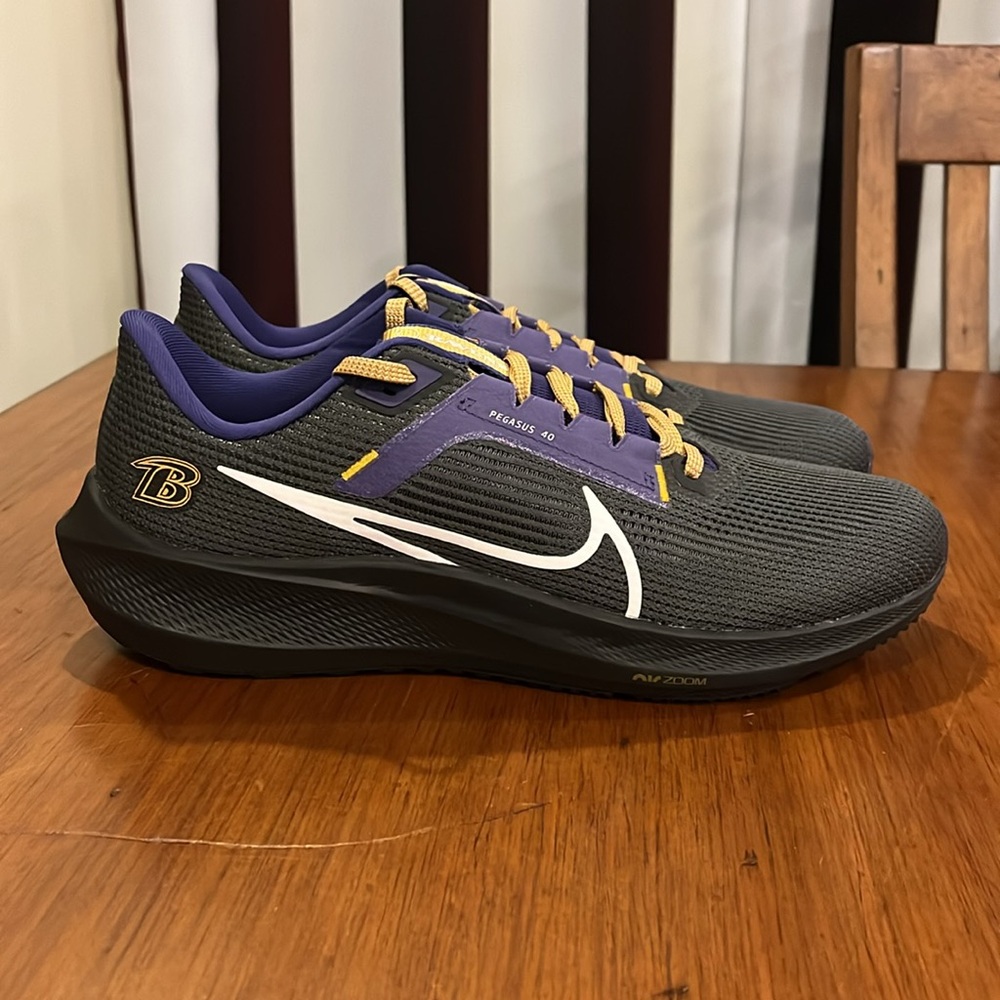 Nike Air Pegasus 40 NFL Baltimore Ravens Shoes Sneakers DZ5946 001 Mens Size 10